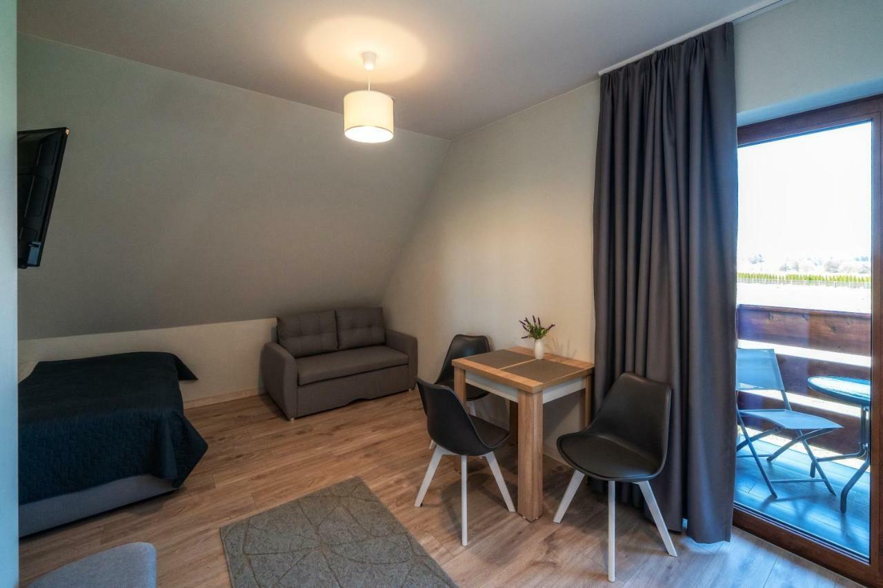 Przy Termach - Pokoje, Apartamenty, Domki Шафляры Экстерьер фото
