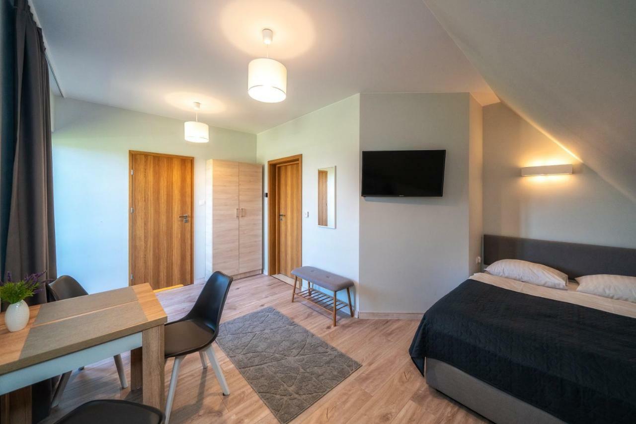 Przy Termach - Pokoje, Apartamenty, Domki Шафляры Экстерьер фото