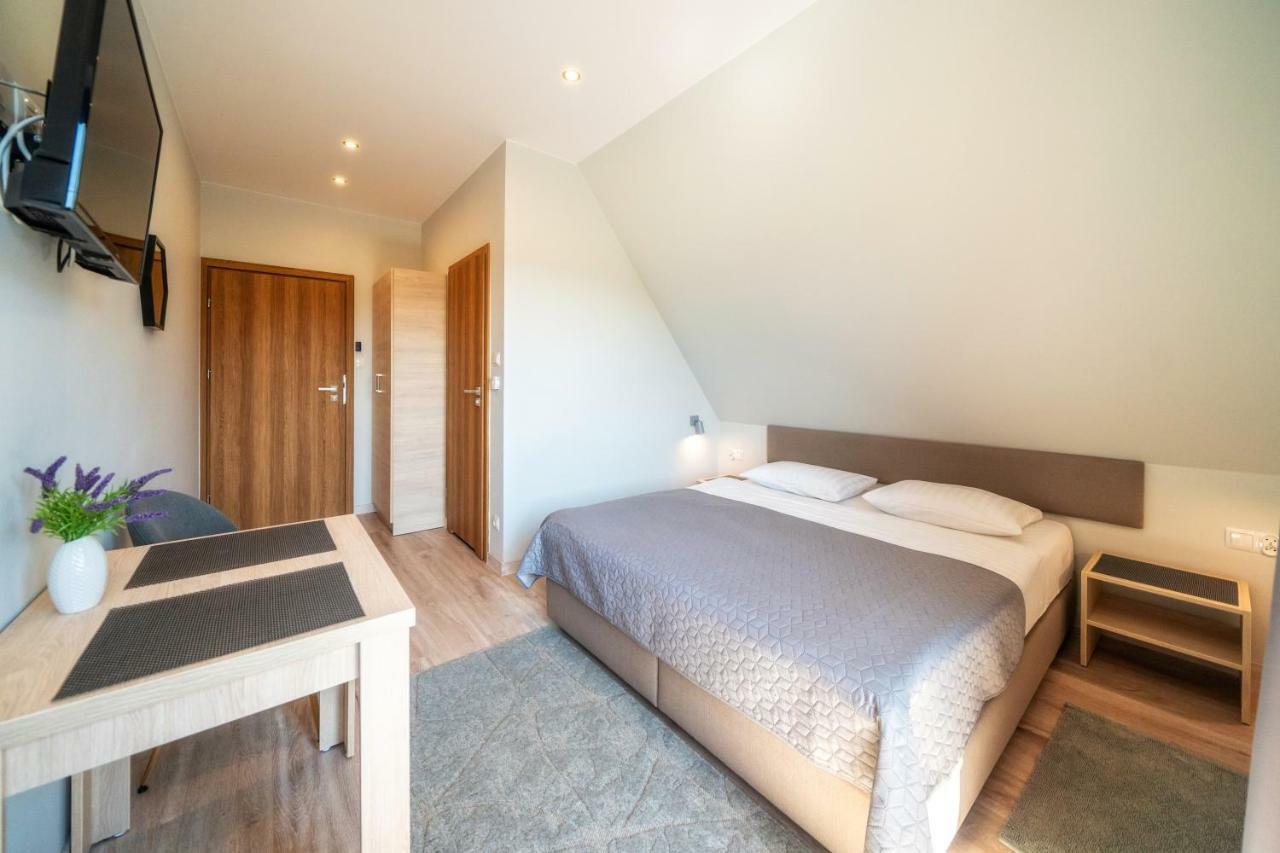 Przy Termach - Pokoje, Apartamenty, Domki Шафляры Экстерьер фото